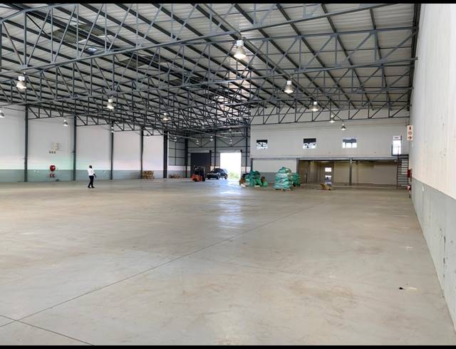 2,191M² WAREHOUSE TO LET IN COSMO BUSINESS PARK